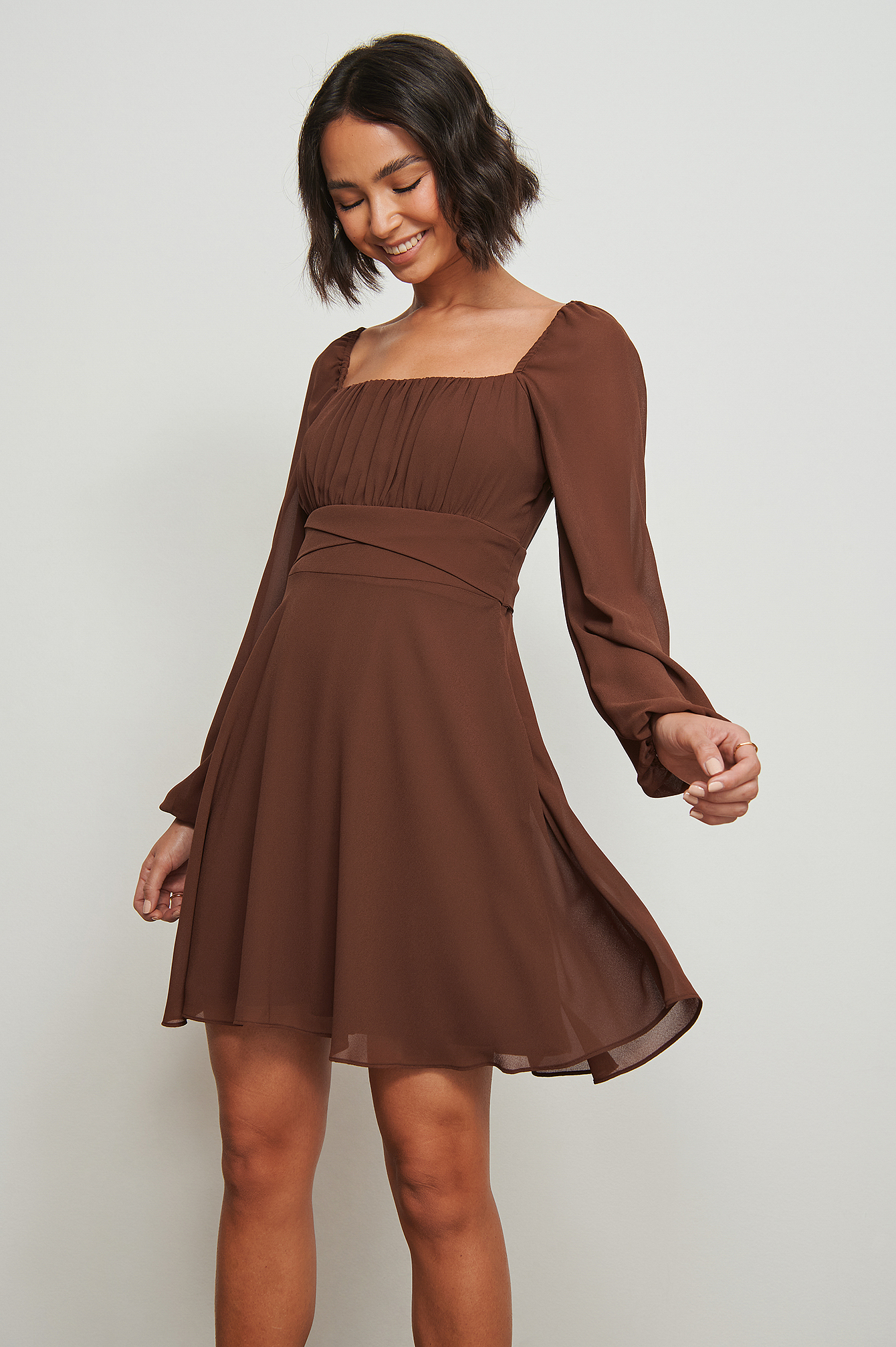 Recycled Long Sleeve Ruched Detail Dress Brown | na-kd.com